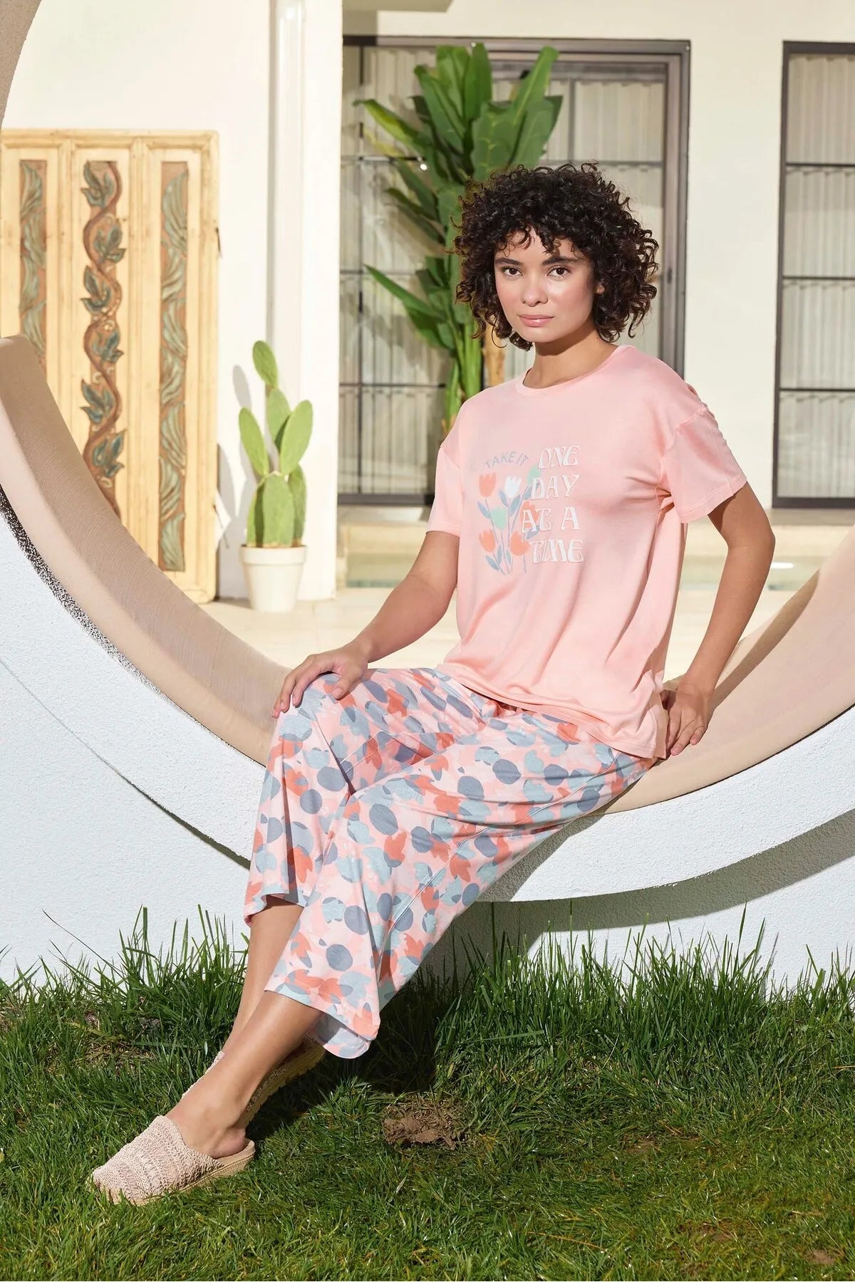 Soft Cotton Cropped Pants Set