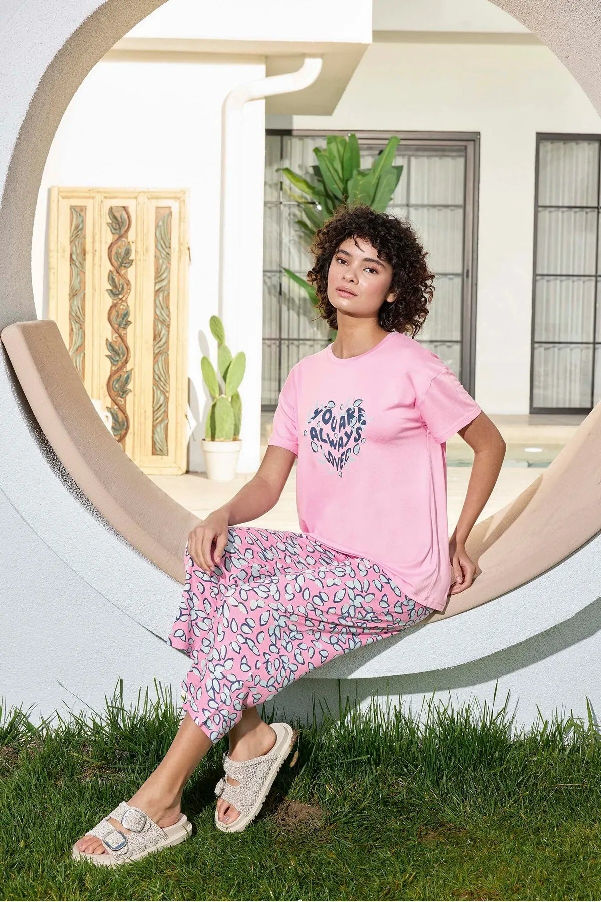 Soft Cotton Cropped Pants Set