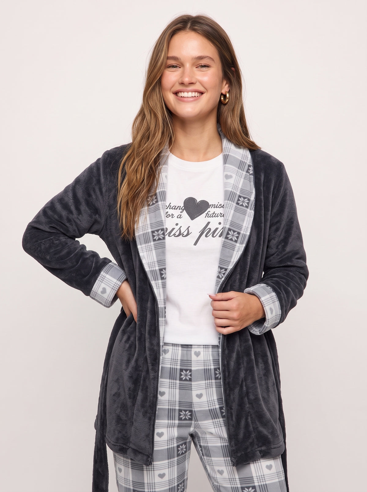 Winter Heart 3-Piece Velvet Pajama & Plush Robe Set